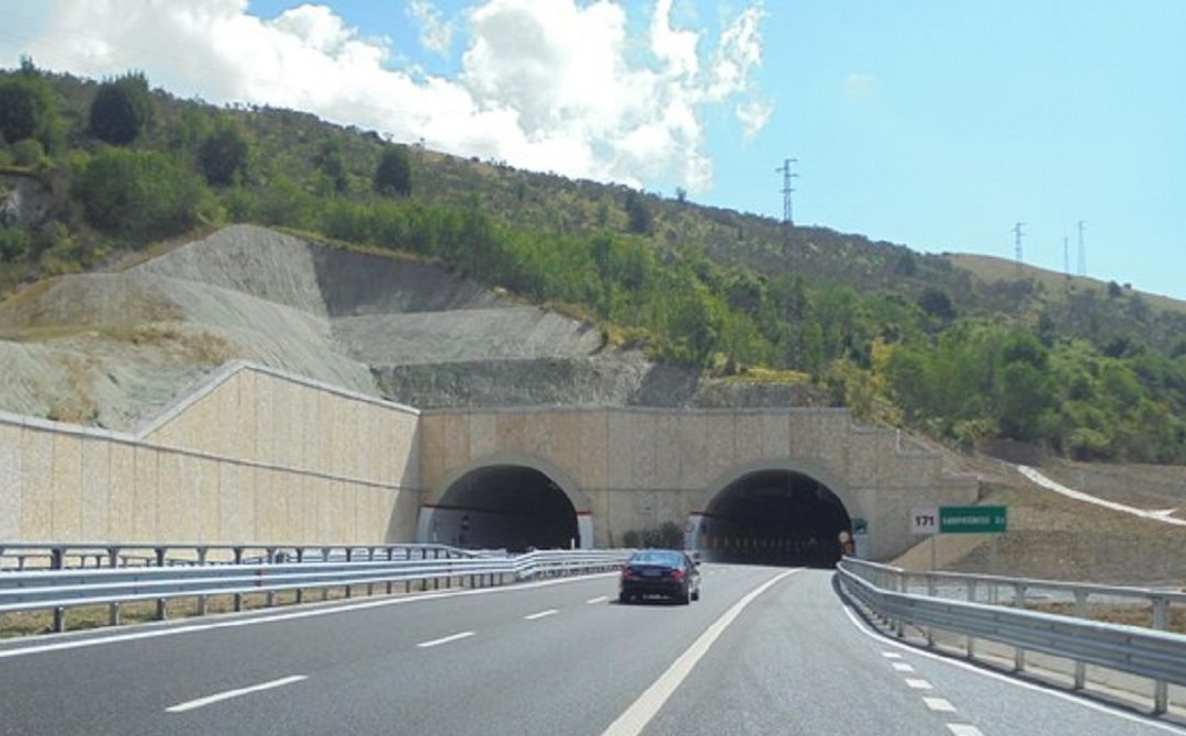 Autostrade smart, porti e alta velocità: Di Natale e Aieta chiedono una relazione ai progettisti