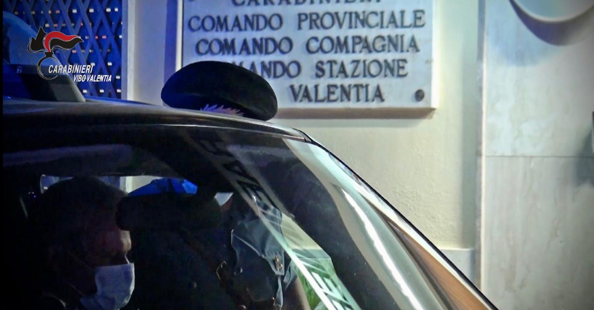 https://www.quotidianodelsud.it/wp-content/uploads/2021/06/Carabinieri-Vibo.jpg