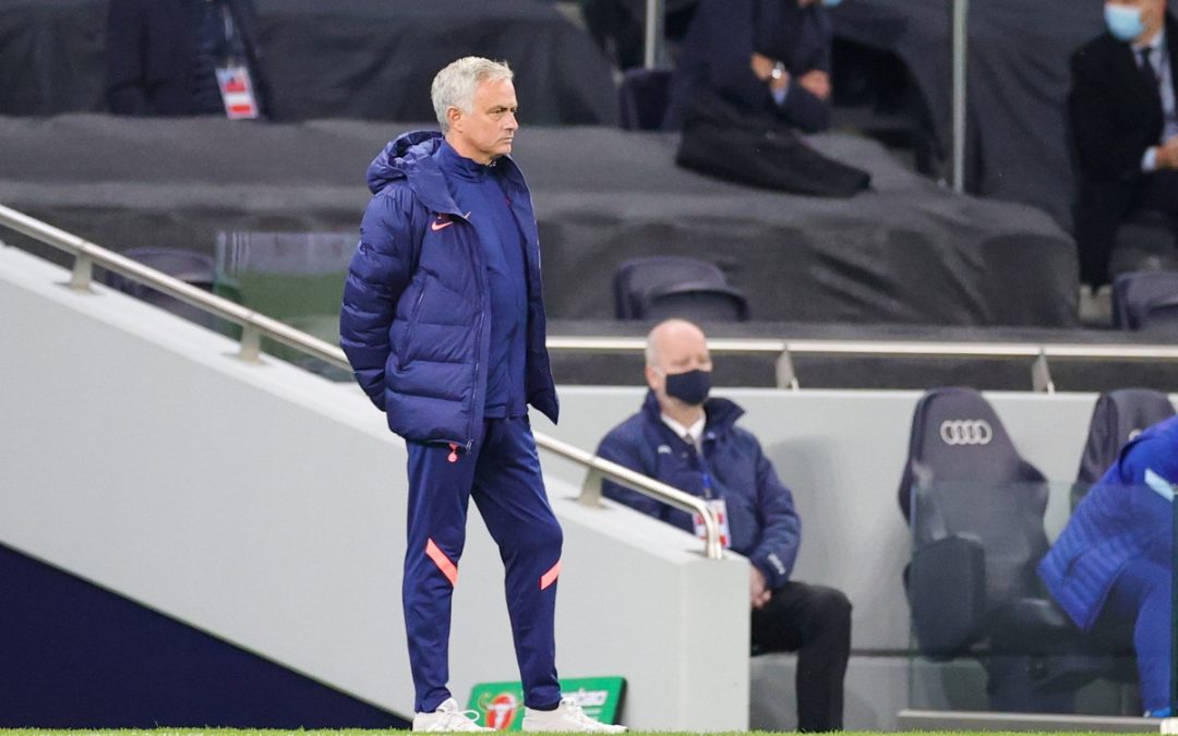 Mourinho sbarca a Roma, tifosi giallorossi in festa