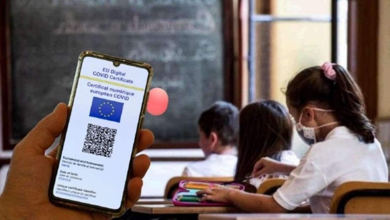 PRIMO GIORNO, SCUOLA PROMOSSA: GREEN PASS ESIBITO SENZA PROBLEMI