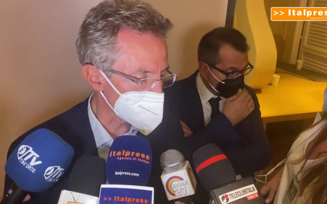 Manfredi “Dai napoletani un mandato forte”