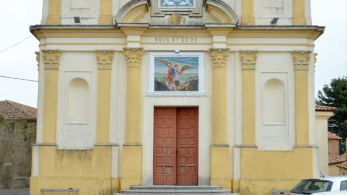 Rombiolo Furto In Chiesa Rubate Le Offerte Dai Candelabri Il Quotidiano Del Sud 