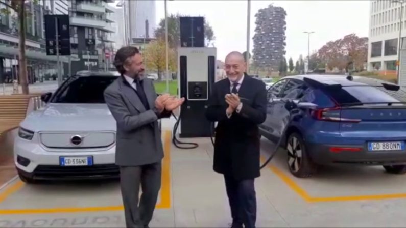 Crisci “A Porta Nuova prima stazione Volvo Fast Charge a Milano”