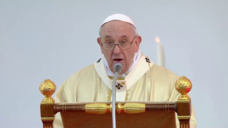 60 anni di Medicina alla “Cattolica”, Papa Francesco celebra una messa