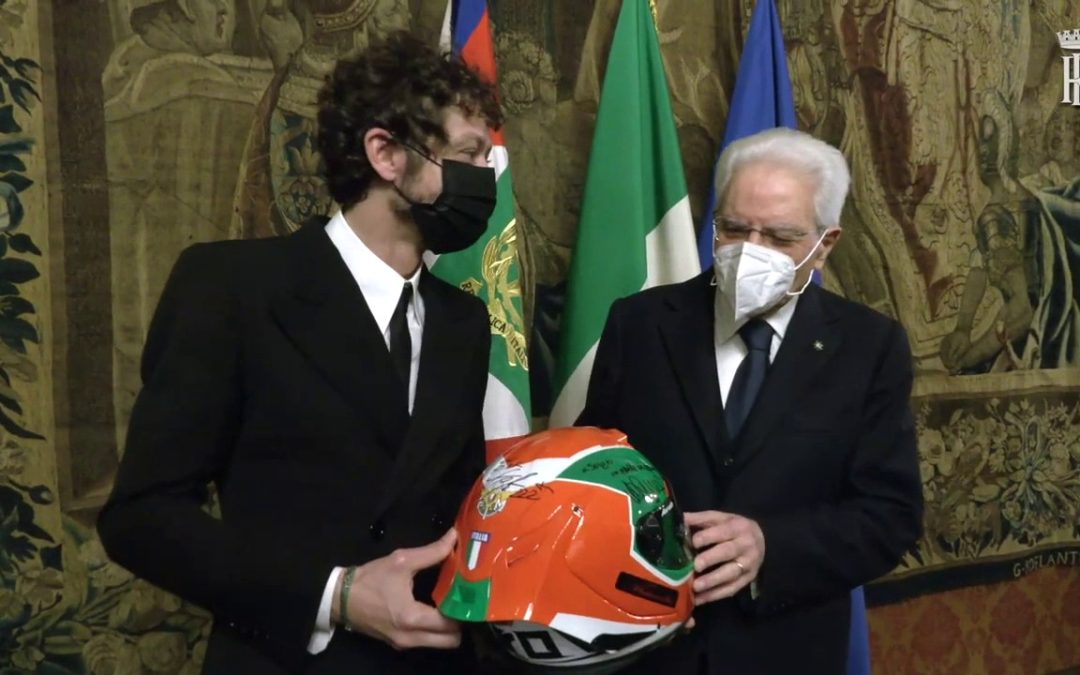 Valentino Rossi e Cairoli con i vertici FMI al Quirinale da Mattarella