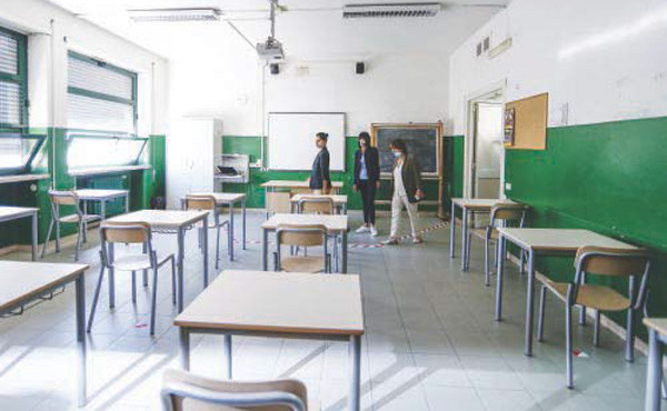 Scuole e dati, in sette giorni 768 minori positivi in Irpinia