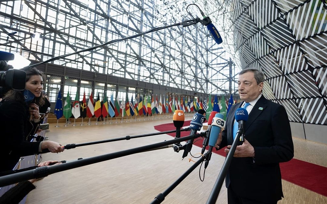 Il Presidente del Consiglio, Mario Draghi, al termine della riunione dei Membri del Consiglio europeo sulla crisi russo-ucraina