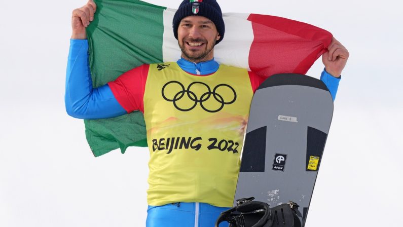 Pechino 2022, bronzo a Omar Visintin nello snowboard