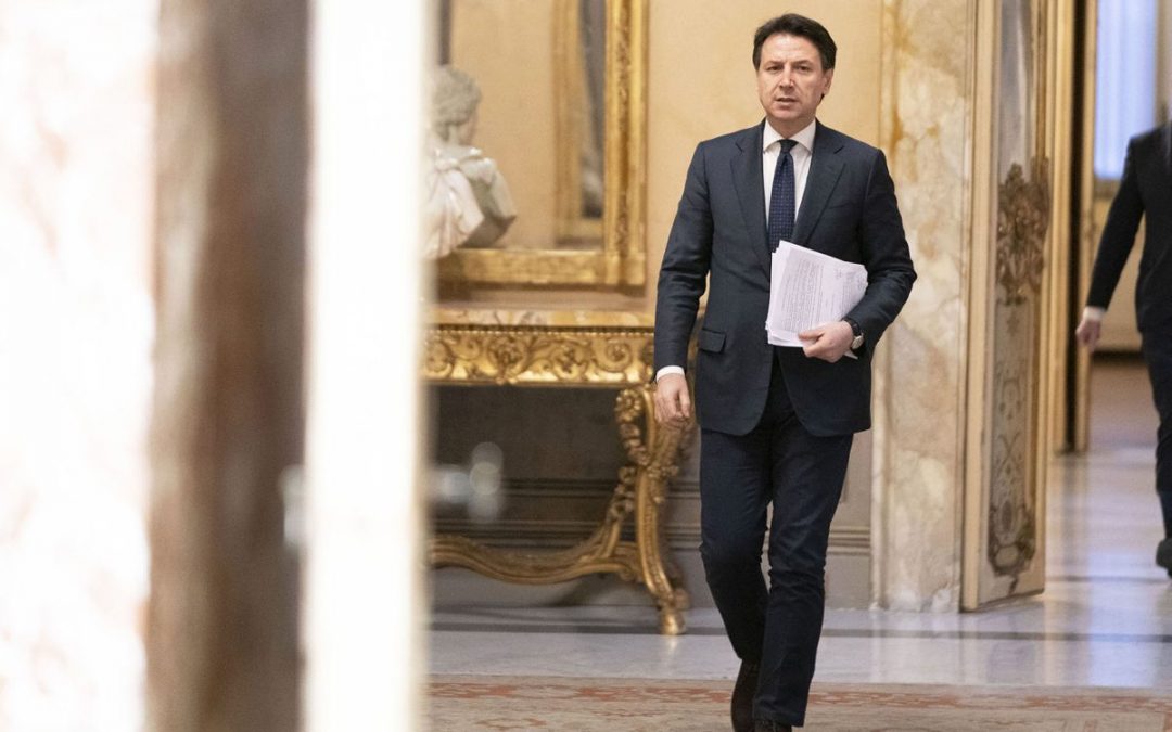 Covid, Conte: “Gli aiuti russi sotto il controllo dei nostri militari”