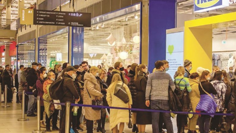 Bye bye Russia: da Ikea a Nike, da Apple a H&M, i giovani tagliati fuori