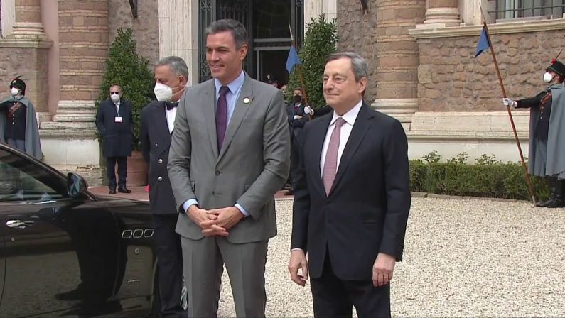 Il premier Mario Draghi incontra Sanchez, Costa e Mitsotakis