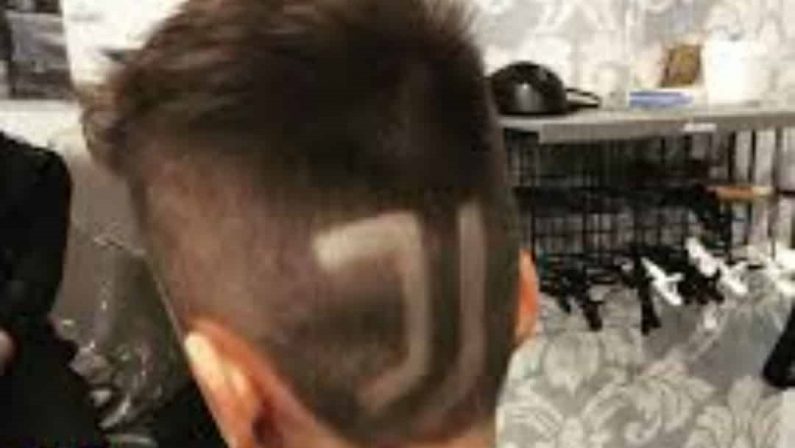 Rasa i capelli ai figli con il logo della Juventus, indagato 48enne romano