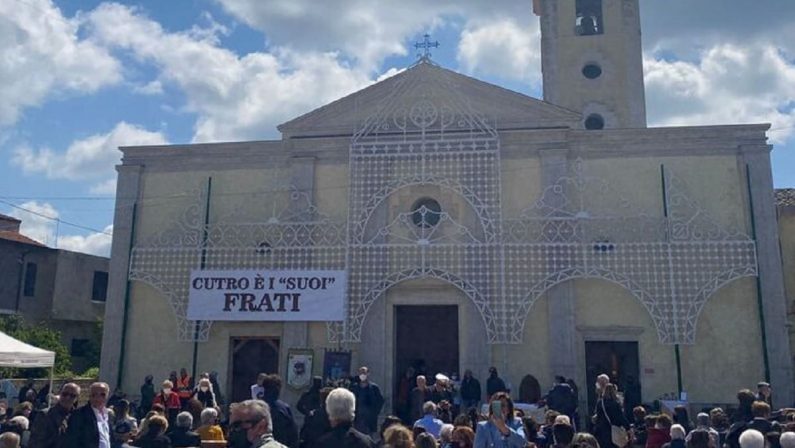 Frati minori lasciano il convento di Cutro dopo 400 anni: «Siamo pochi»