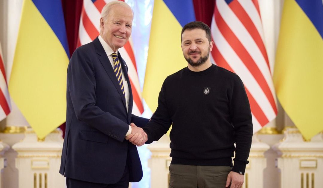 Biden e Zelensky