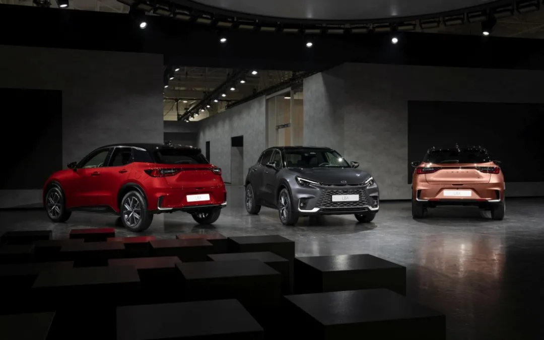 Premiere per il pubblico del nuovo Lexus LBX