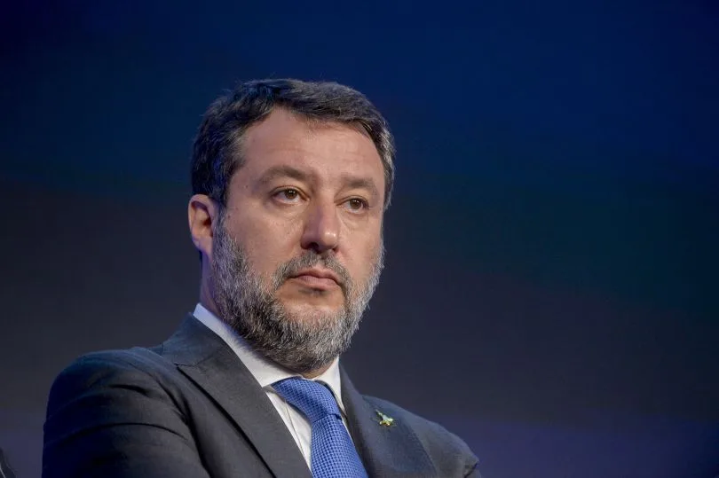 Naufragio Cutro, Salvini «solidale con i militari» per i quali la Procura chiede rinvio a giudizio