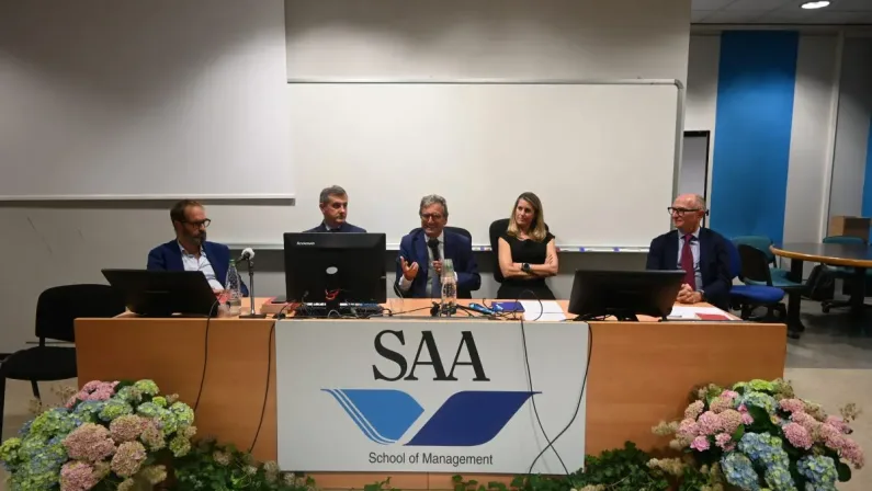 Un libro sulla “Comunicazione professionale”, la presentazione a Torino