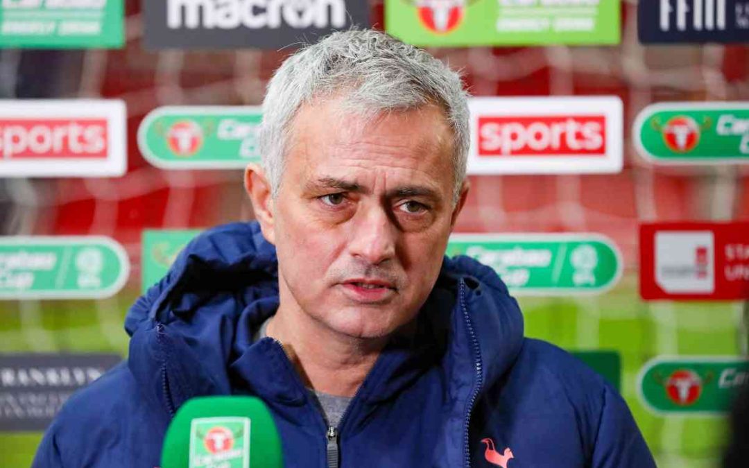 Mourinho non ci sta “Non sono il problema della Roma”