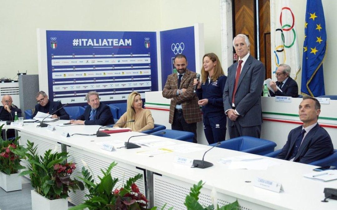 La triatleta Betto premiata come atleta-mamma dal Coni