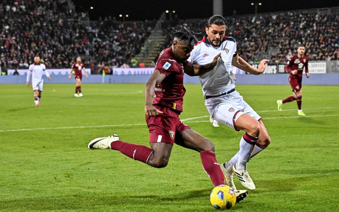 Il Torino vince a Cagliari 2-1 nell’anticipo