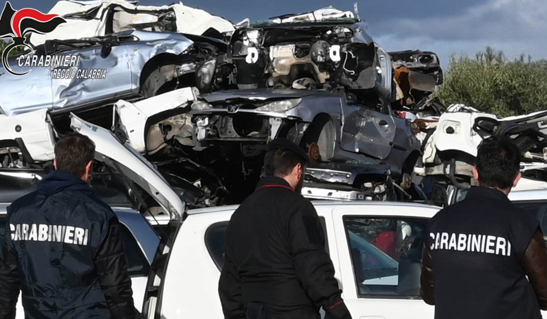 Officina abusiva a Reggio Calabria, denunciato un 54enne