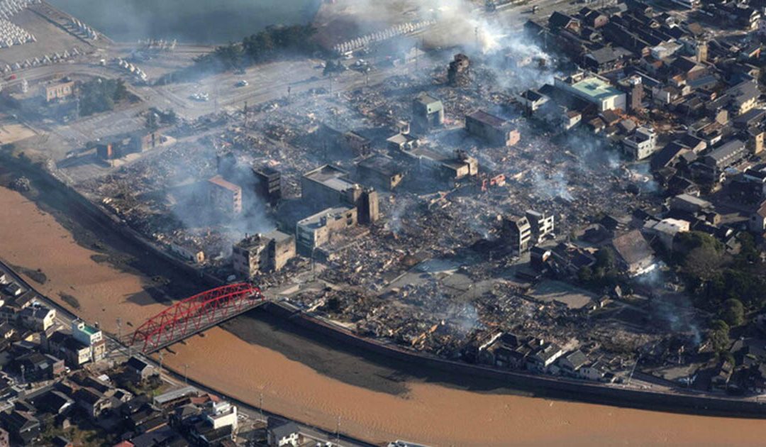Decine di morti per il sisma in Giappone, revocato allarme tsunami