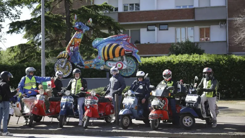 A Pontedera entrano nel vivo i Vespa World Days