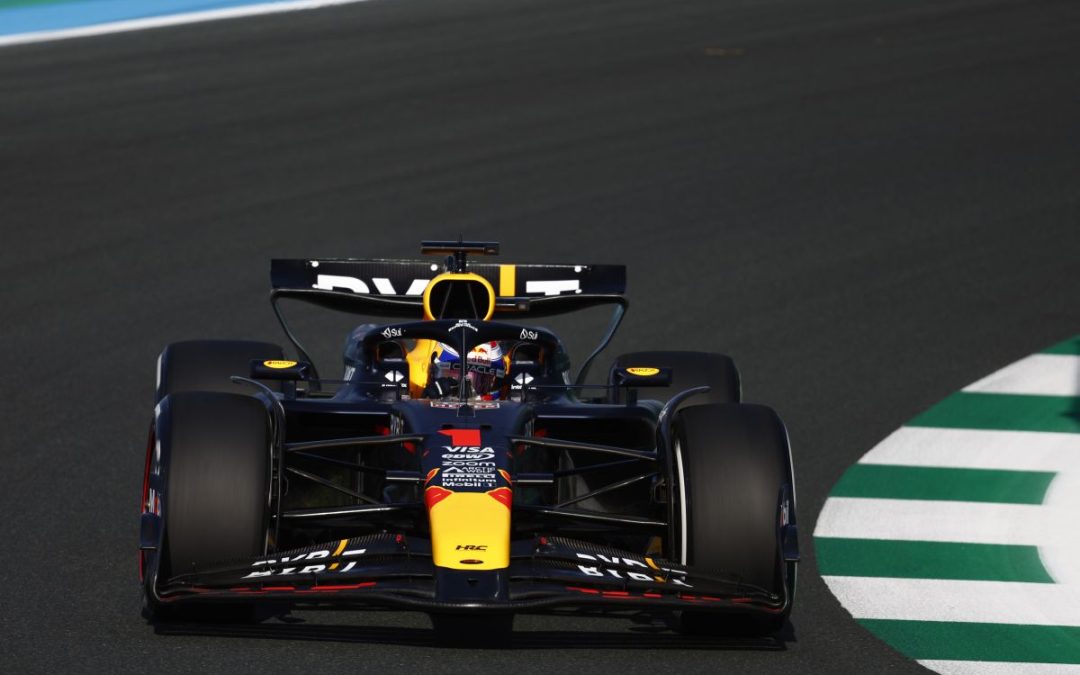 Super Verstappen vince gara Sprint del Gp di Cina