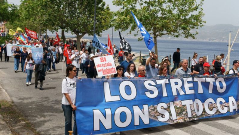 Ponte sullo Stretto, il diritto di chiedere e di avere risposte