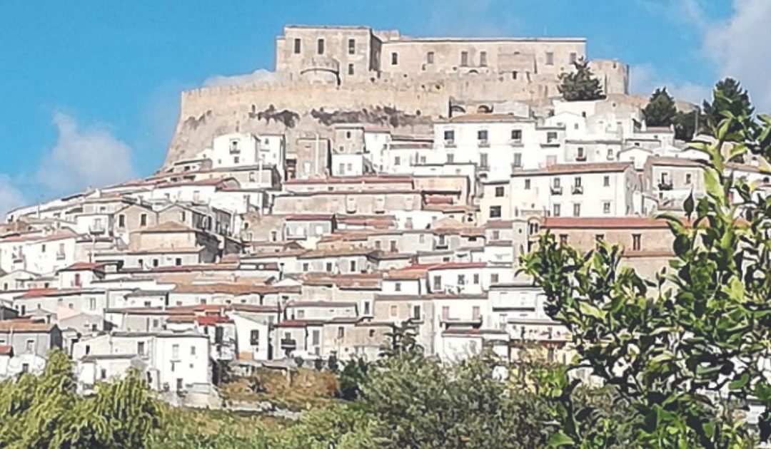 Elezioni più divertenti, a Rocca Imperiale nasce il Fantavotazioni