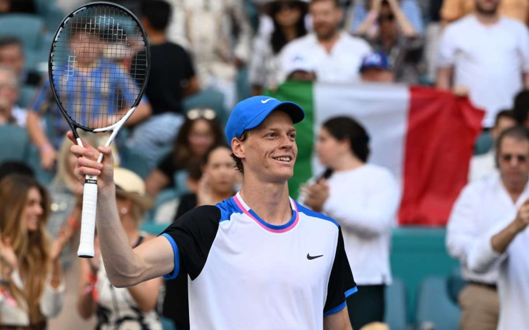 Sinner ai quarti al Roland Garros, fuori Arnaldi e Cocciaretto