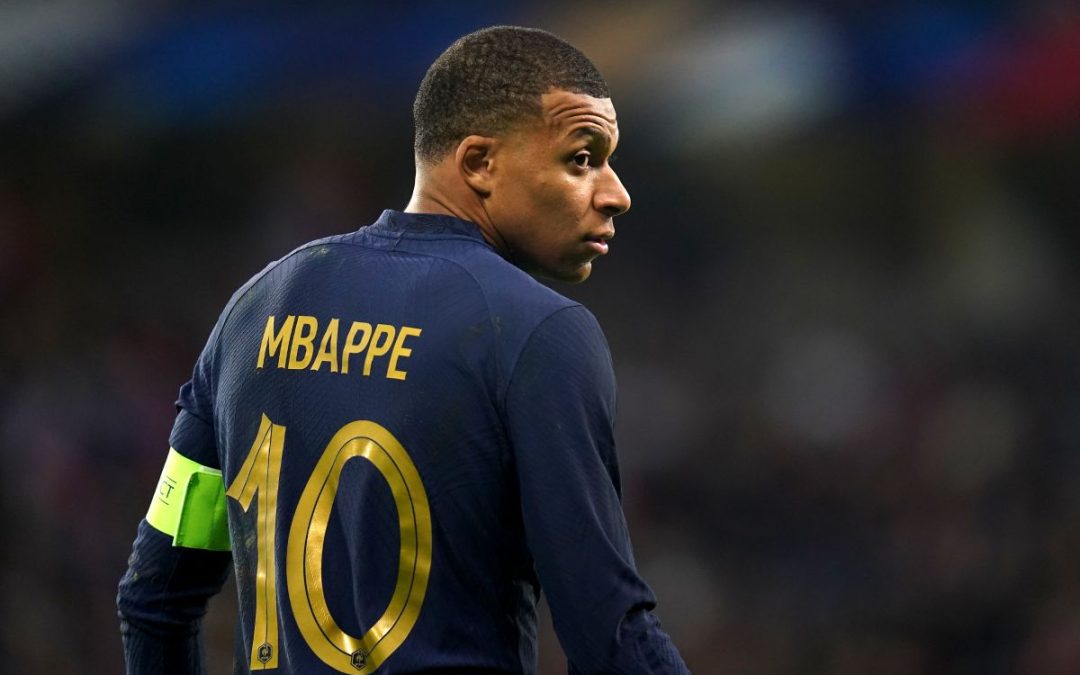 Mbappè nuovo giocatore del Real Madrid, firma fino al 2029