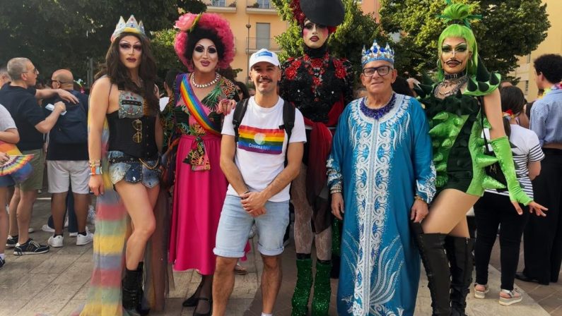 Cosenza pride 2024: la città sfila per l’uguaglianza