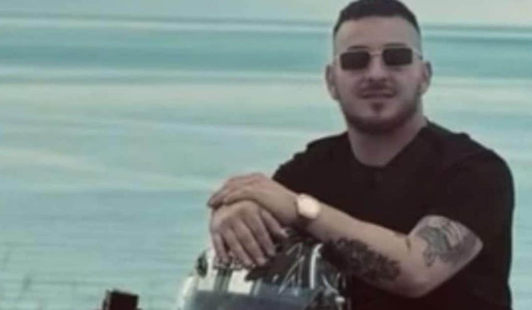 Tragedia a Cirò Marina, scontro auto-moto: morto un giovane