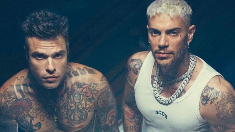 A San Giovanni di Gerace il Borgo Summer Festival. Sul palco anche Fedez, Emis Killa e Anna