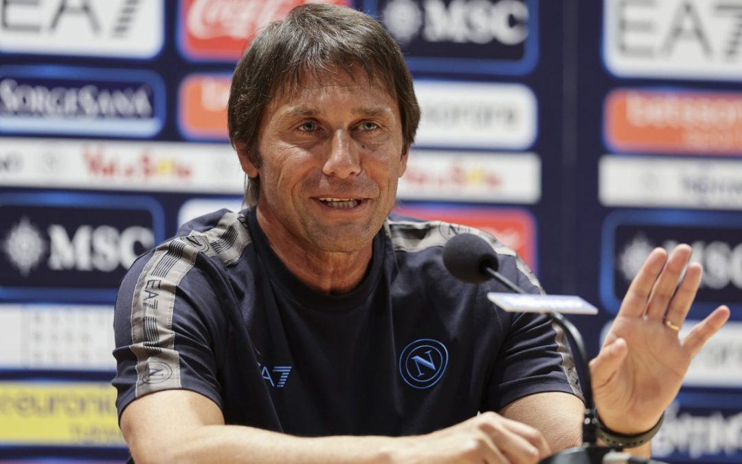 Conte abbraccia Lukaku “La ricostruzione del Napoli continua”