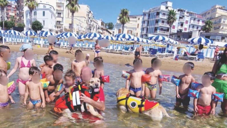 Crotone, spiagge più sicure grazie ai bagnini a quattro zampe