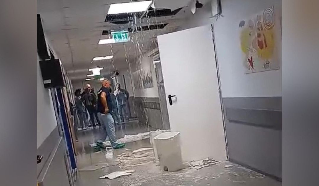 Cosenza: piove nell’ospedale, si allaga uno dei reparti – VIDEO