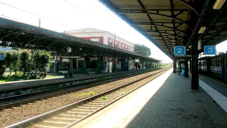 Ripristinata la linea ferroviaria Pozzuoli -Villa Literno dopo l'incendio