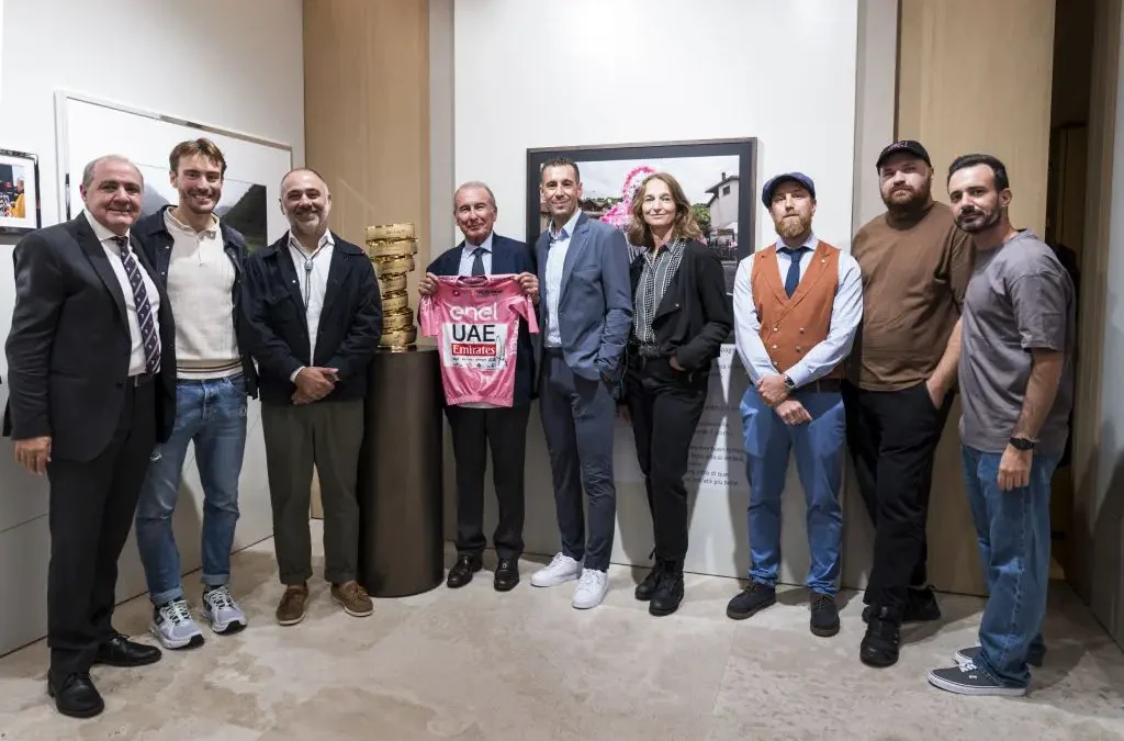 “Il Sabato Rosa del Villaggio”, a Milano una mostra sul Giro d’italia