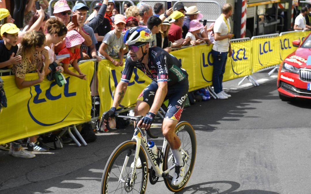 Alla Vuelta Roglic vince la 19^ tappa, torna in maglia roja