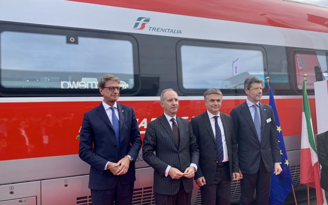 Fs, presentato a Berlino il nuovo Frecciarossa 1000 di Trenitalia