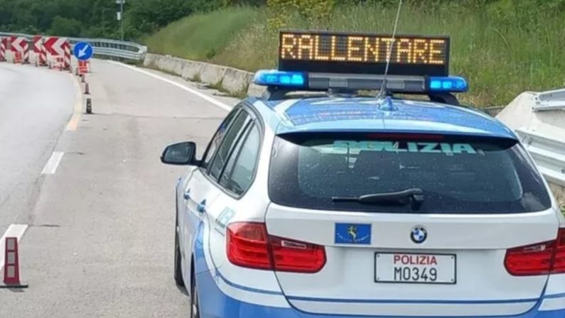 Schianto mortale sull’A1: due giovani vite spezzate nel Napoletano