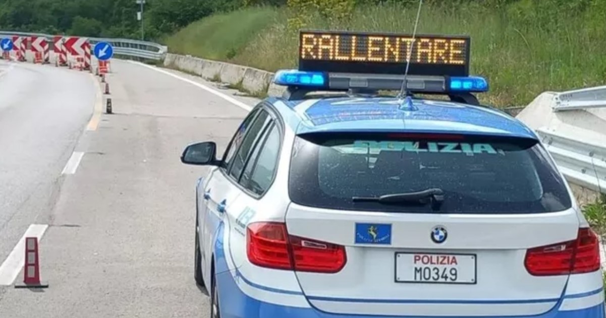 Schianto mortale sull’A1: due giovani vite spezzate nel Napoletano