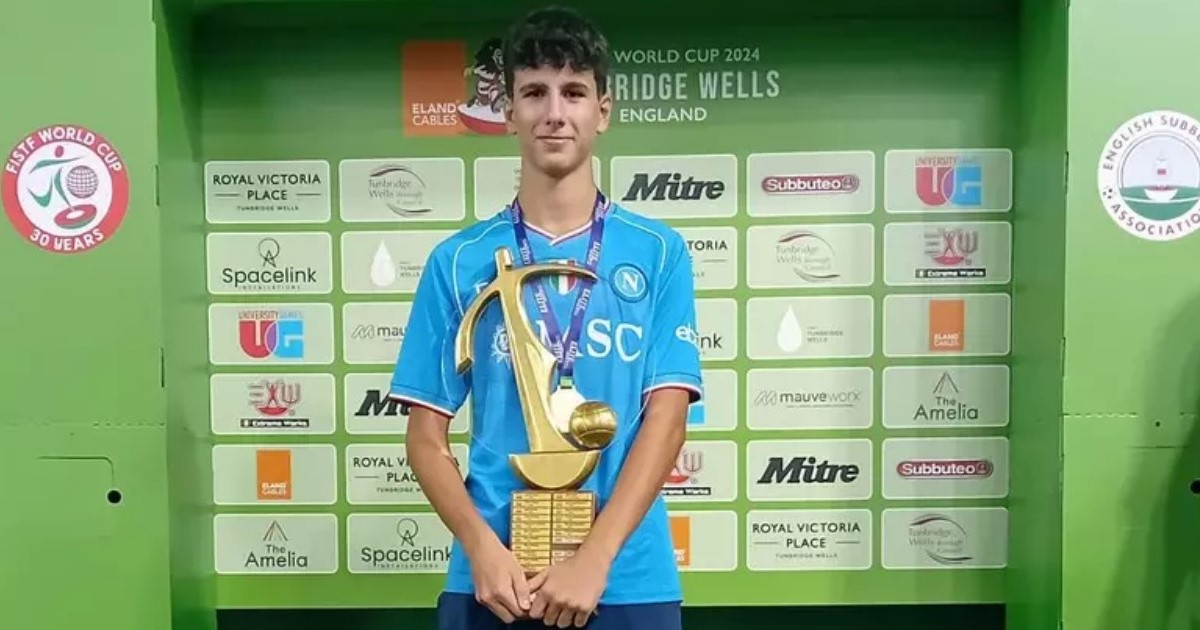 Calcio da tavolo: Francesco Manfredelli è campione del mondo under 16