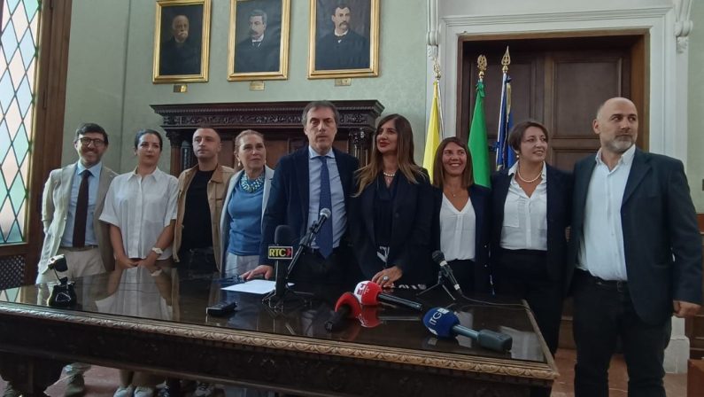 Catanzaro, presentati i componenti della nuova Giunta comunale