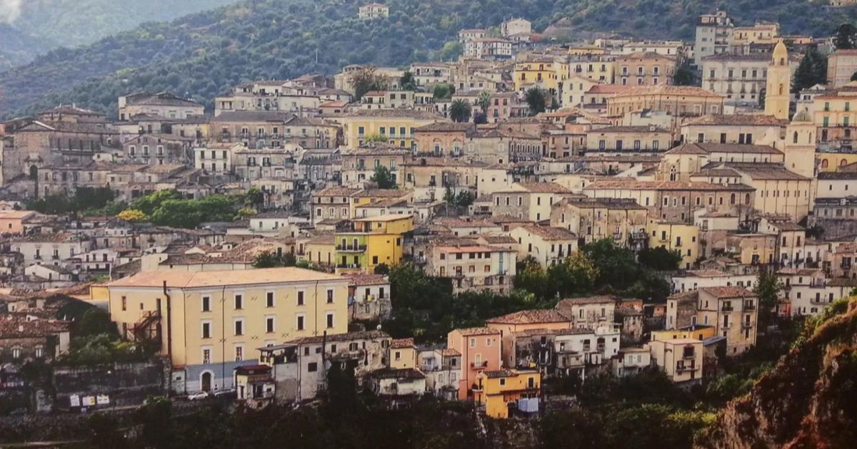 Corigliano Rossano, maxi rissa nella notte nel centro storico