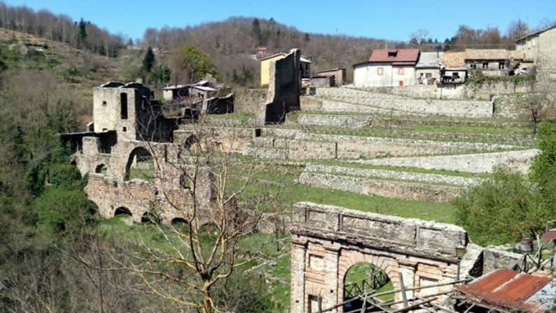 Mammone smonta il falso mito dei Borbone e della Calabria Felix