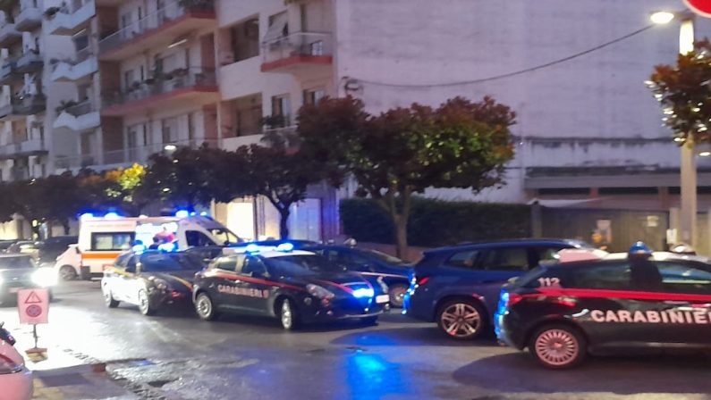 Lamezia Terme, rissa tra cittadini rom e cinesi: un ferito