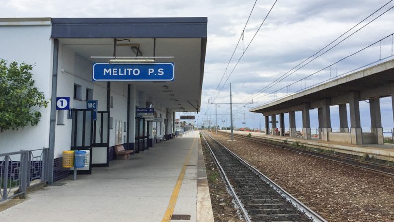 Lavori sulla linea ferroviaria Reggio - Melito Porto Salvo: variazioni treni